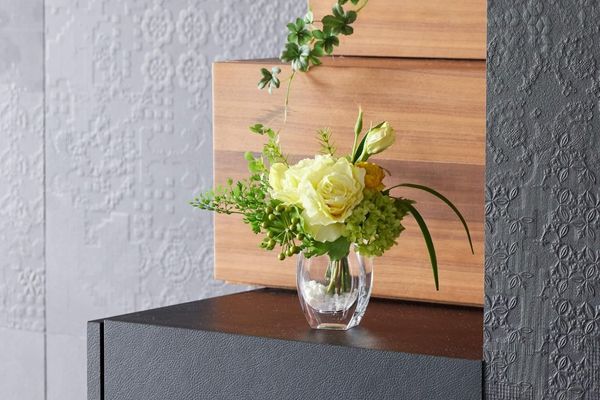 お手入れ不要！リシアンサスアレンジメント